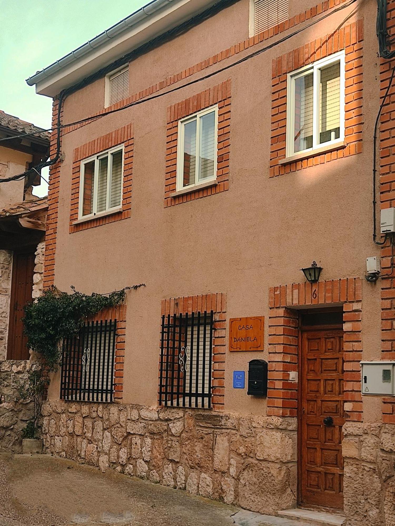 Вілла Casa Daniela Fuentiduena Екстер'єр фото